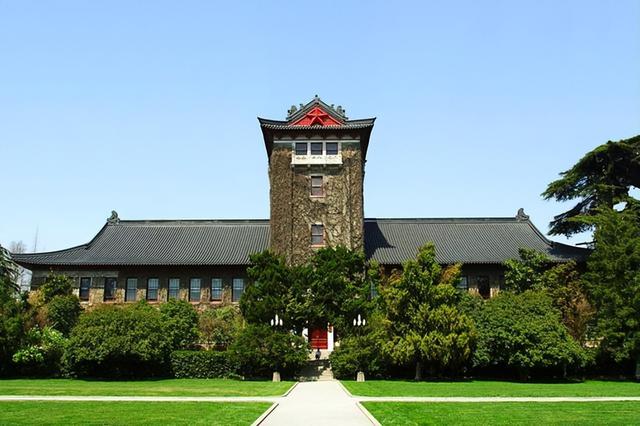 大學校長和黨委書記，誰才有資格任免內設機構負責人？（大學校長與黨委書記誰有實權）