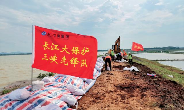 聚焦四個問題強化四個導向從嚴從細從實抓好基層黨建工作考核（四個聚焦黨建引領）