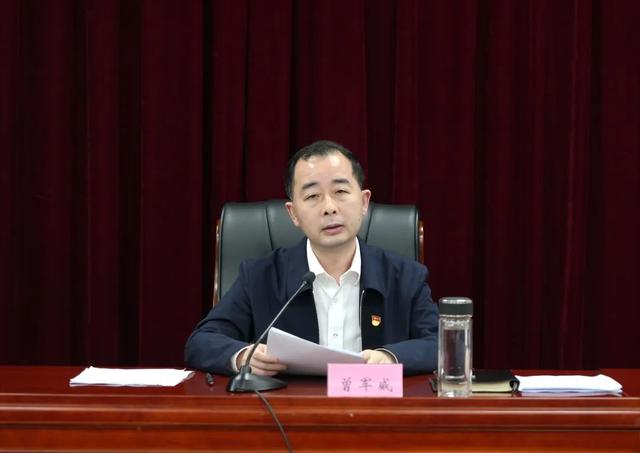 南康區基層黨建工作現場會暨黨建質量過硬行動推進會召開（南康區黨政大樓在哪）