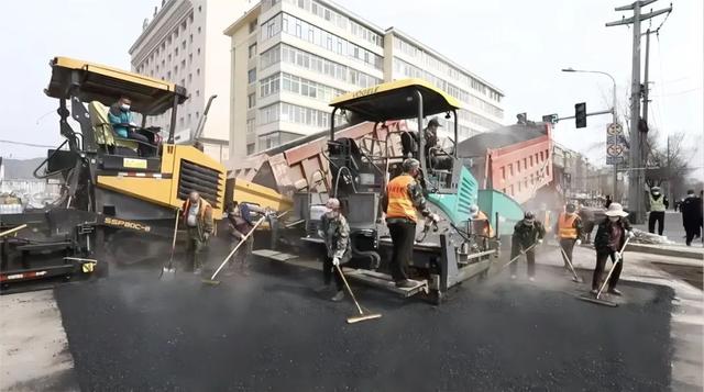 構(gòu)建共建共治共享基層治理新格局——我市實施“六域”黨建引領(lǐng)“三城”創(chuàng)建紀實