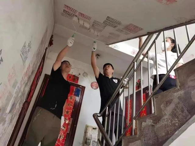 構(gòu)建共建共治共享基層治理新格局——我市實施“六域”黨建引領(lǐng)“三城”創(chuàng)建紀實