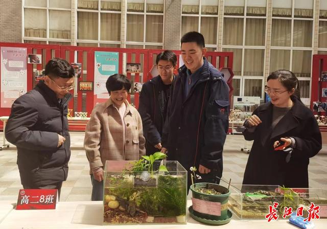 做晶胞結構模型、打造生態魚缸，高中生的學科特色成果展很吸睛