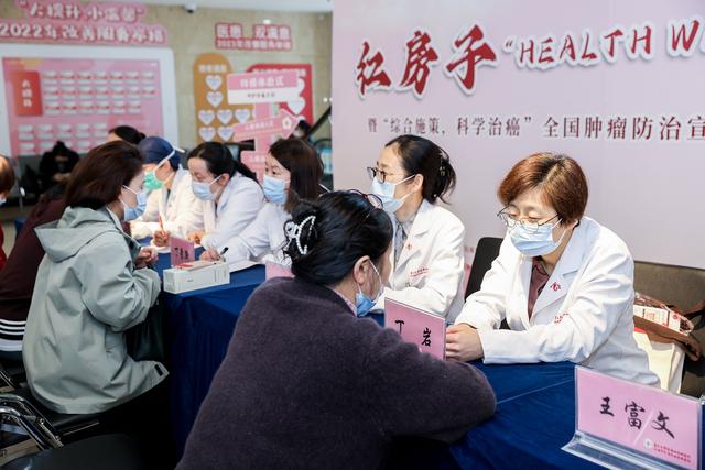 以全新方式打開醫(yī)院大門，復(fù)旦大學附屬婦產(chǎn)科醫(yī)院女性腫瘤防治新嘗試