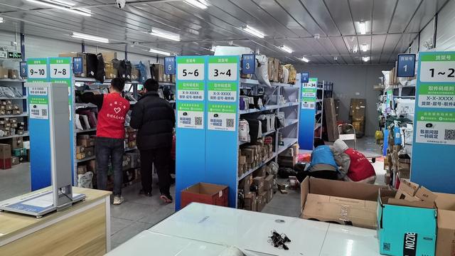 中建二局華東公司為上海理工大學基礎學院新建菜鳥驛站