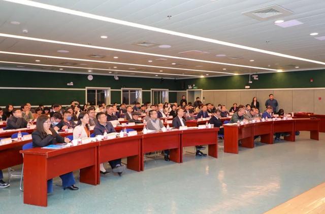 賡續前行譜新篇 奮楫揚帆啟新程｜我校召開2023年度科研表彰大會（科研表彰大會主持詞）