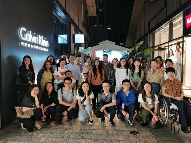 華西女博士自述：在輪椅上探索科研之美（華西女醫生）