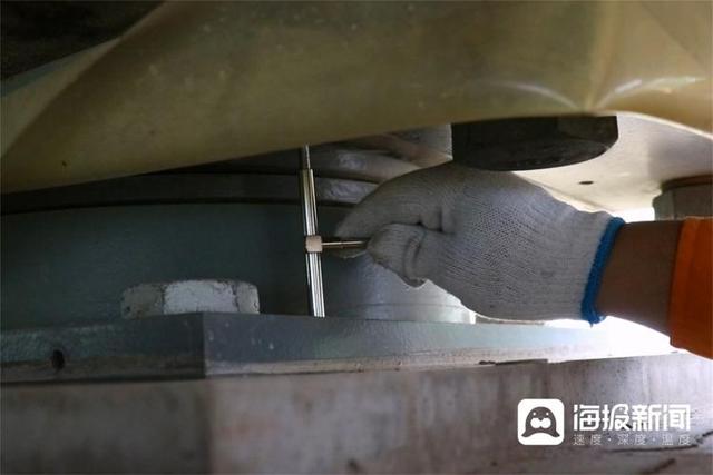 景深丨為了濟鄭高鐵更平順，這些作業工具功不可沒（鄭濟高鐵鋪軌情況）