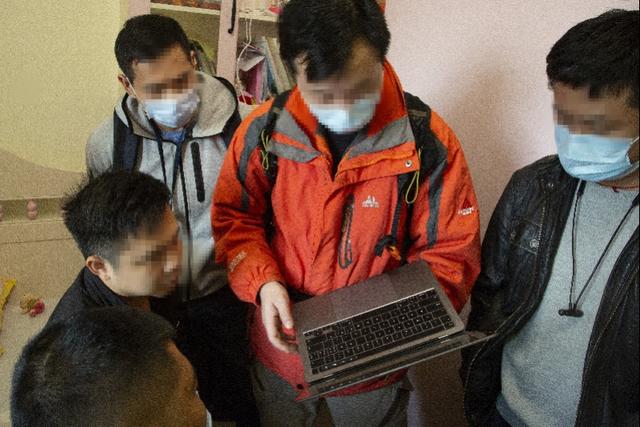 開發源代碼，為境內外賭博團伙提供產業支撐！91人被抓（開發賭博類app犯法么）