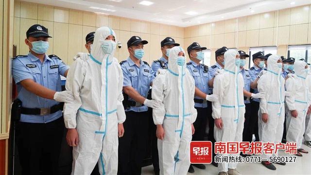 為賭博網站開發軟件獲利218萬余元！南寧一科技公司35名員工獲刑（開發網賭app的科技公司）