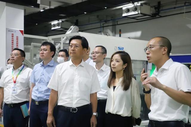 浙江紹興“80后”姑娘：控制36家企業，一年進賬430.458億（紹興企業多嗎）