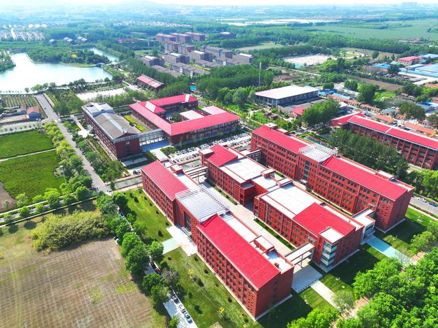 山東科技職業學院：“立地式”科研為中小企業插上轉型升級的“翅膀”