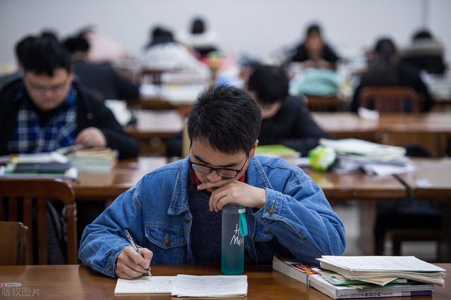 計算機專業準大三，沒有比賽和項目經歷，想考研強校是否來得及