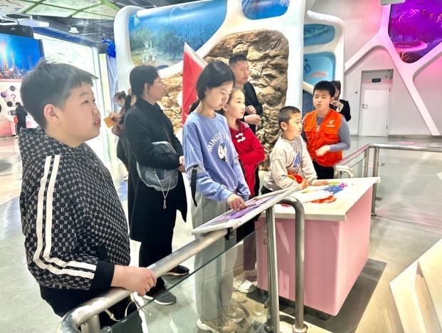 “奉獻、友愛、互助、進步”——北京科學中心邀您共同點亮科普志愿服務之光