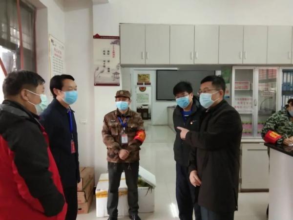 “四個到位”筑牢“無疫社區”防線（社區防疫五個到位）