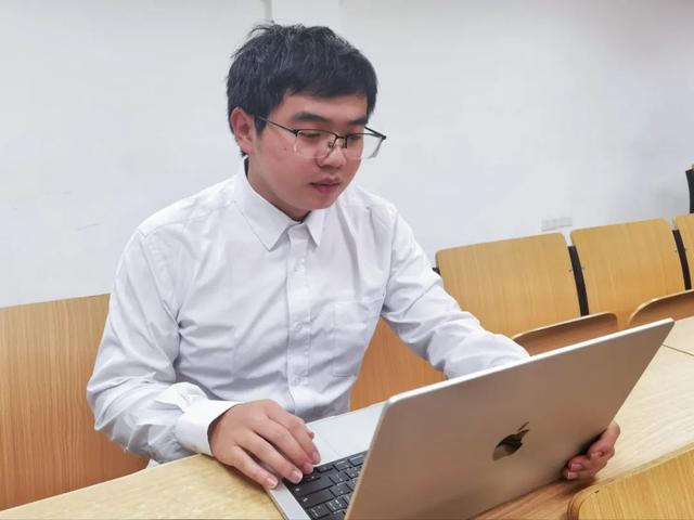本科生如何開啟科研之路？復旦標兵們這樣做→（本科生如何搞科研）
