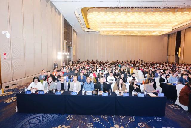 9月25日，首屆新疆NBO新商業(yè)機(jī)會(huì)成功舉辦！（nb 新疆）
