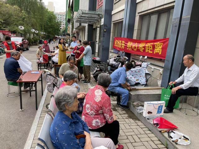 四“強”促四“化”，打造“服務先鋒”黨建品牌（四強四促推動黨建引領）