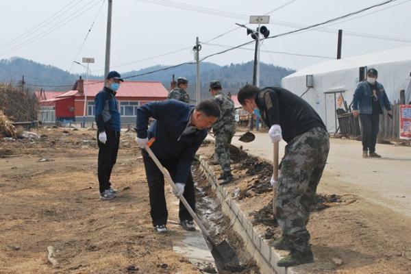 敦化市應急管理局開展黨建引領助推人居環境整治主題黨日活動（抓黨建促人居環境整治方案）