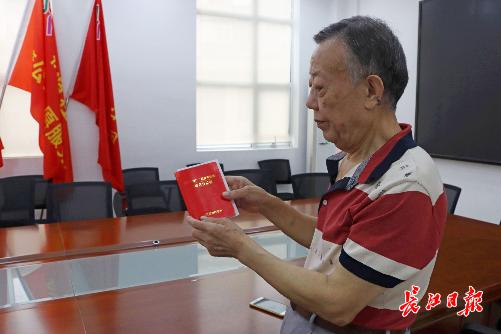 江岸區(qū)146個社區(qū)（村）基層治理引入“百步亭經(jīng)驗”，服務意識更強烈、志愿隊伍更豐富、物業(yè)服務更充實