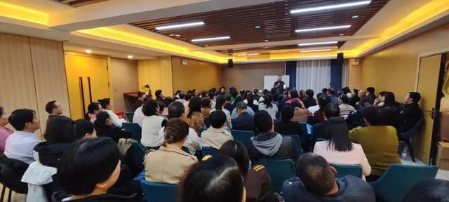 9月25日，首屆新疆NBO新商業(yè)機(jī)會(huì)成功舉辦！（nb 新疆）